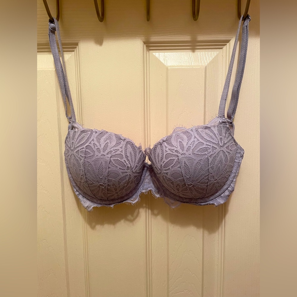 Victoria Secret- Pink- Date Push Up Bra- 32D
